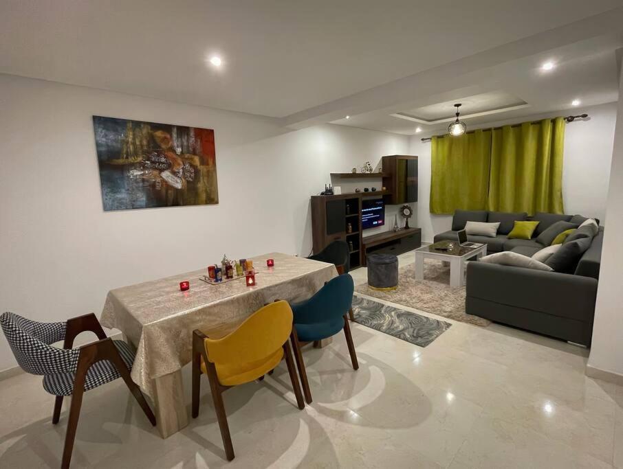 Ferienwohnung Experience De Luxe Ultime / Parking / Restaurant / Cafe / Carrefour Oujda Exterior foto
